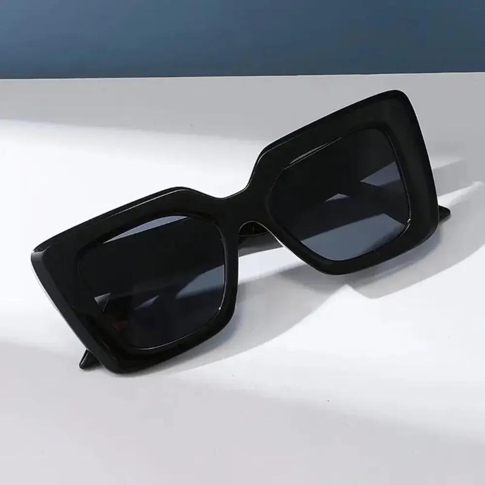 NEW NORDSTROM Black Solid $78 Chunky Oversized Plastic Sunglasses Sunnies Y2K - Picture 14 of 14